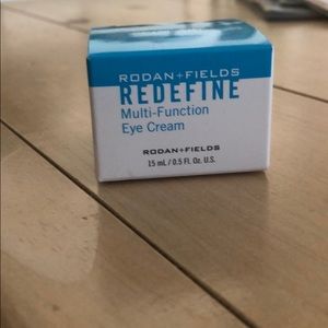 REDEFINE MULTI-FUNCTION EYE CREAM